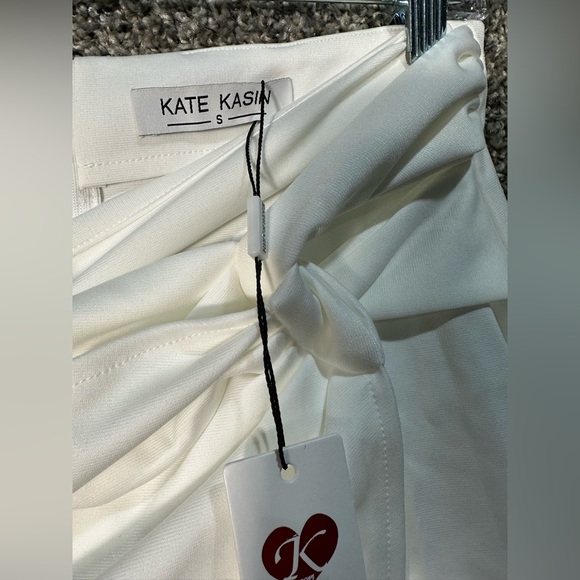 NWT Ruched Midi High Waist Skirt Size Small - Picture 3 of 6